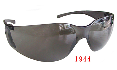1944